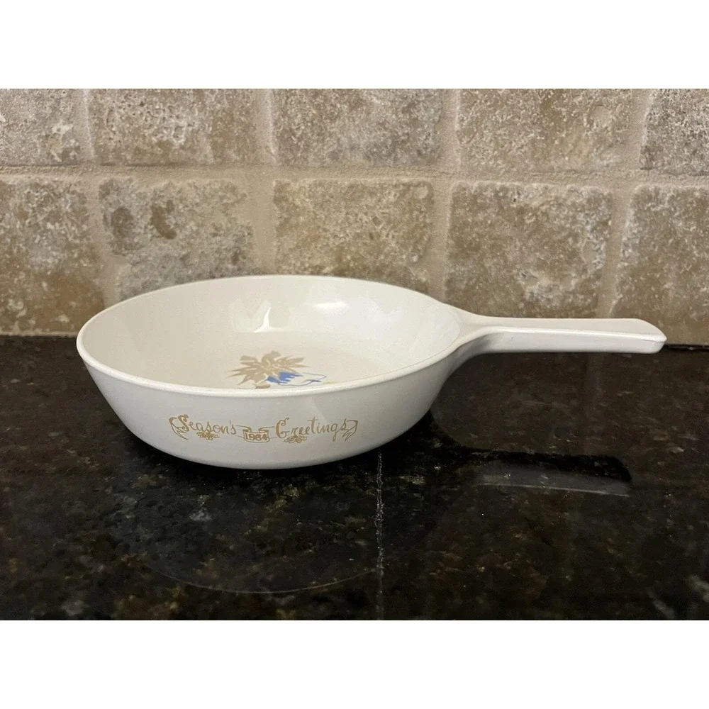 Vintage 1964 Merry Christmas Seasons Greetings Corning Ware Saucepan Skillet Lid
